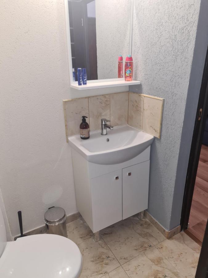 Luca'S Studio 2 ,Close To Therme Bucharest, Airport Otopeni Balotesti Zewnętrze zdjęcie